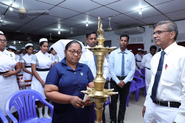 268 தாதிய உத்தியோகத்தர்களும் நியமனம் பெற்று வந்துள்ளார்கள் .